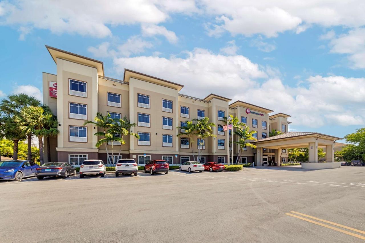 Western Miami Airport North Hotel&suites